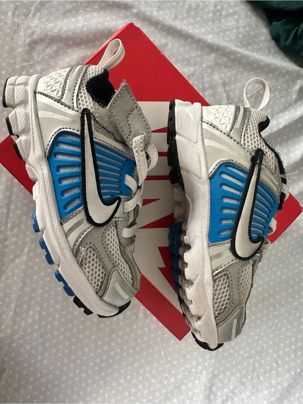 Nike Kids Vomero 5 White & Blue